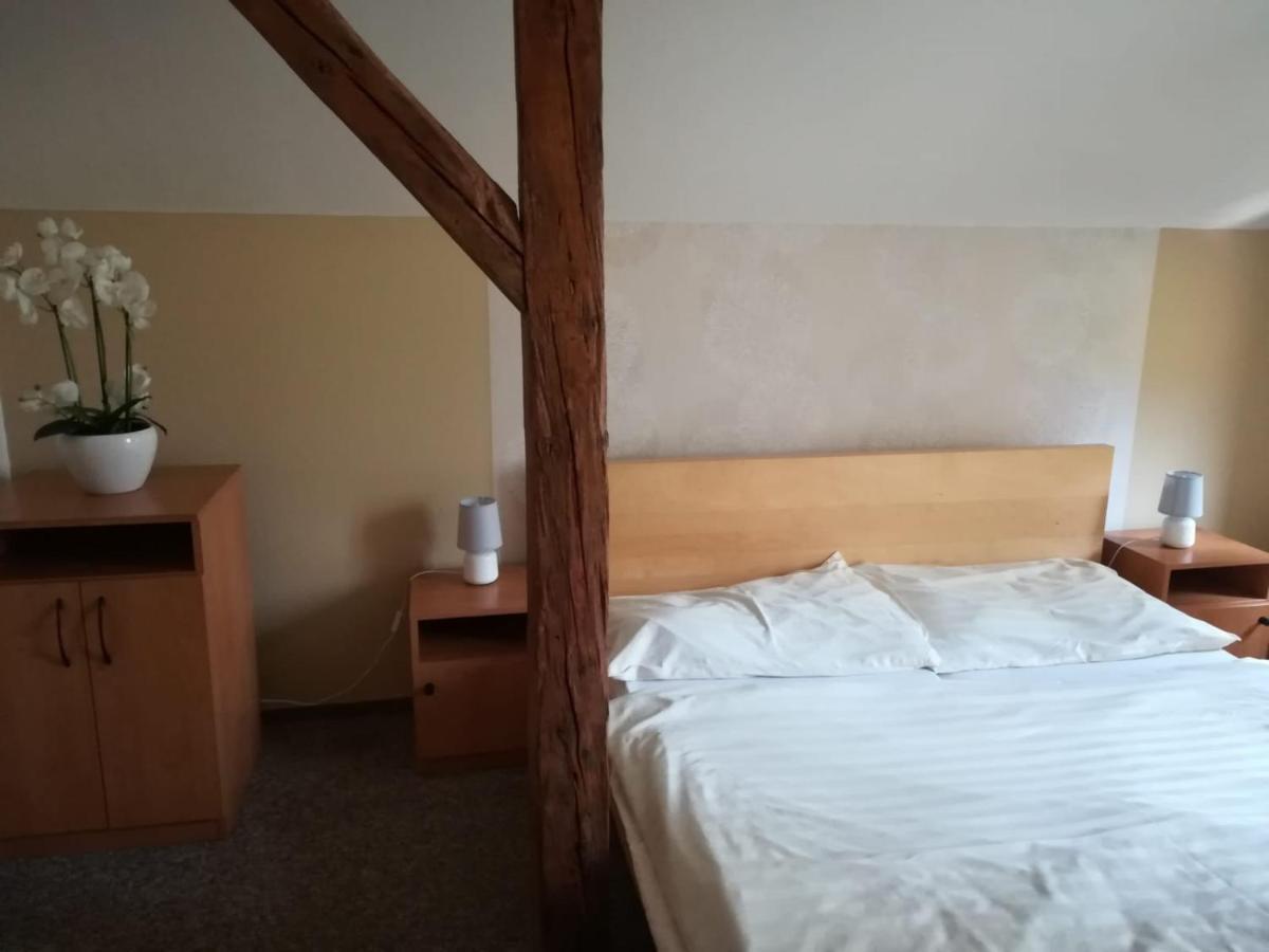 Hotel Kralicek Turnov Eksteriør bilde